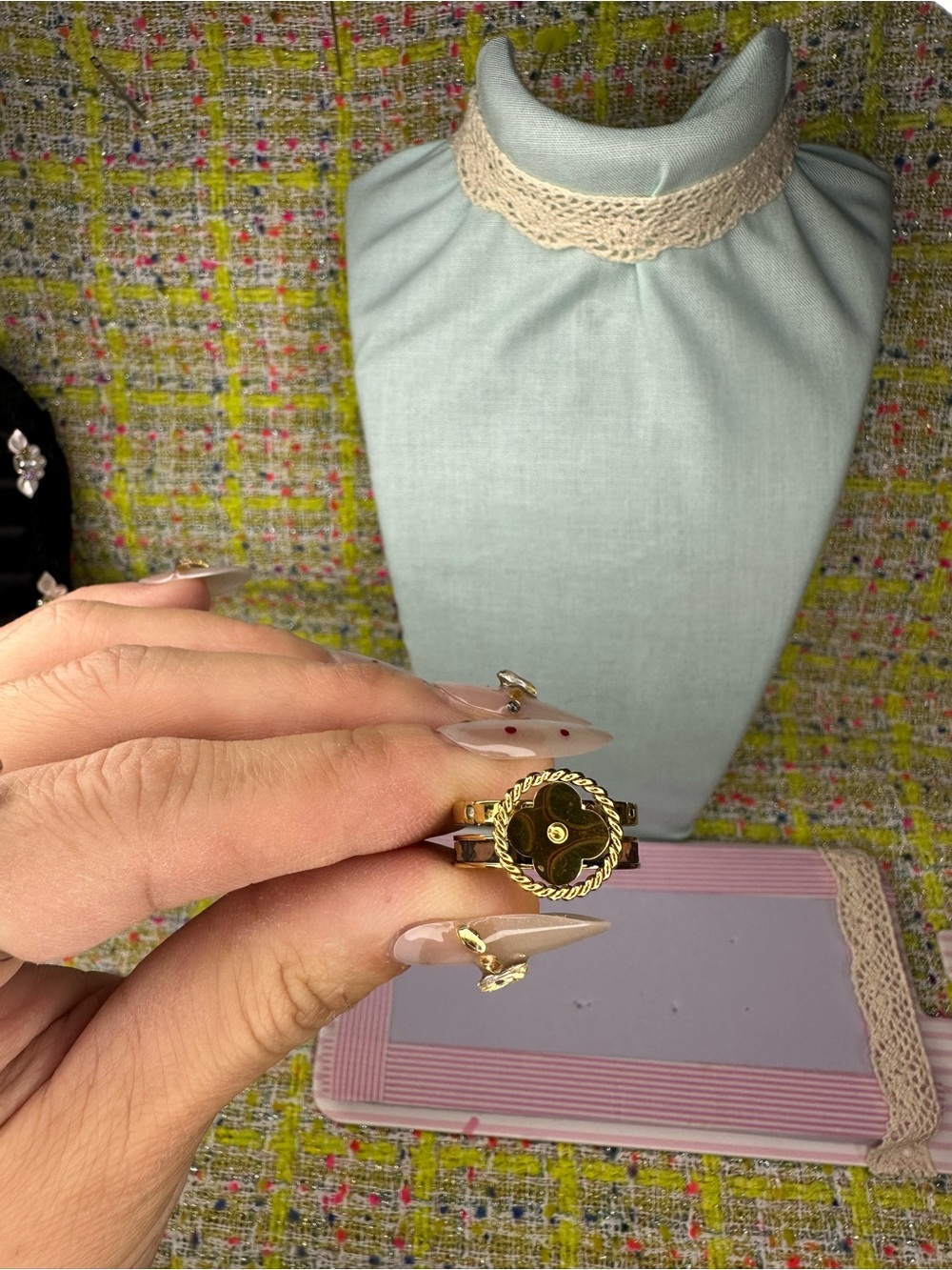 Gold-Tone Floral Button Ring - Women's Jewelry size 7